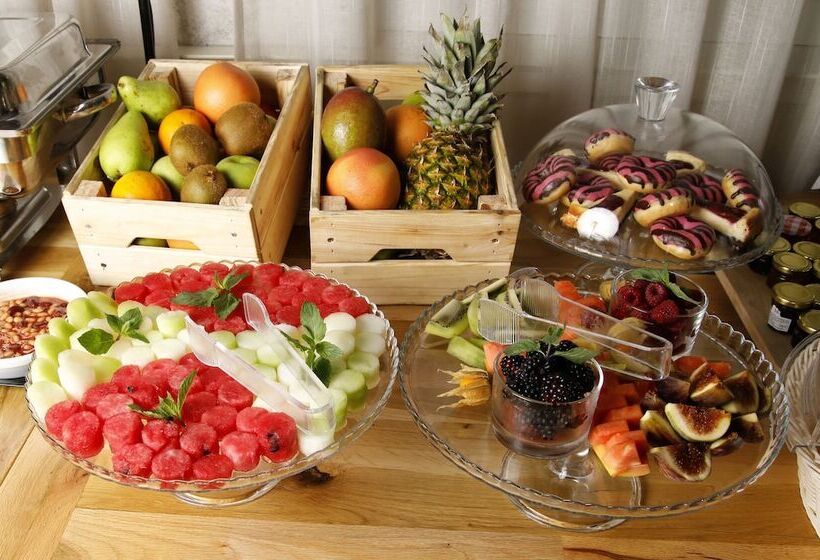 Fotos del hotel All Seasons Residence:  15