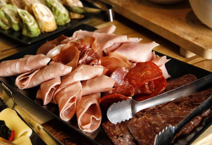 Fotos del hotel All Seasons Residence:  22