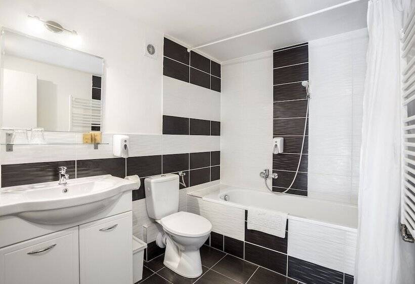 Fotos del hotel Mika Downtown:  14