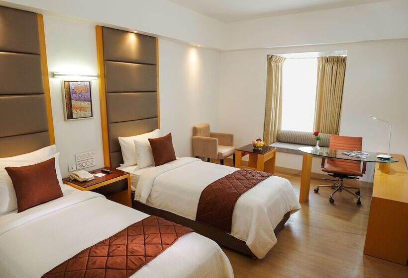 Fotos del hotel The Central Residency:  2