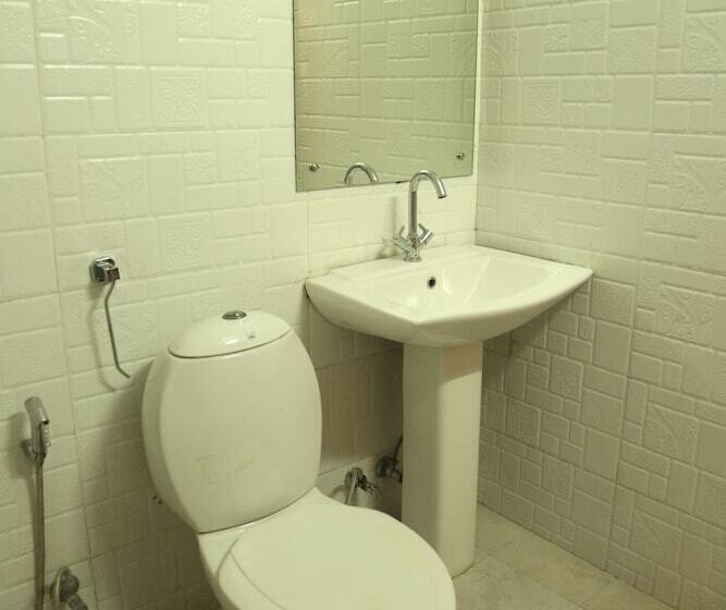 Fotos del hotel Anantkoti:  16