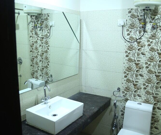 Fotos del hotel Anantkoti:  22