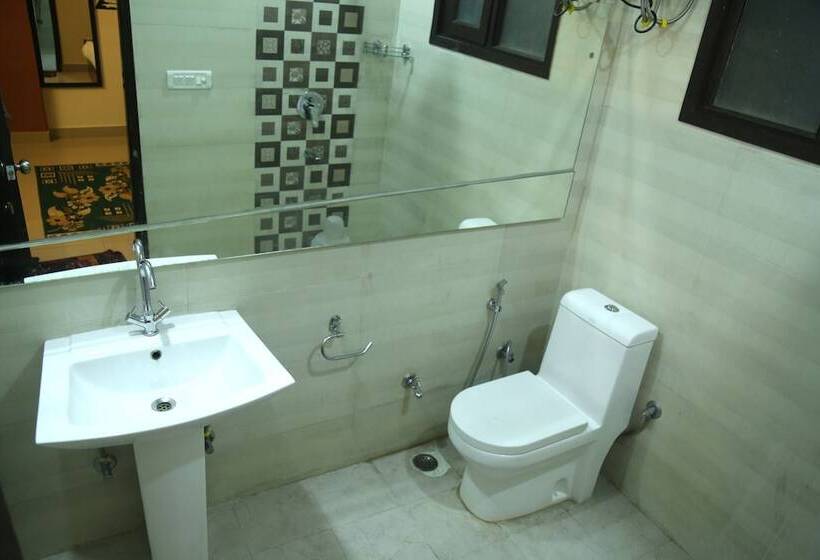 Fotos del hotel Anantkoti:  24