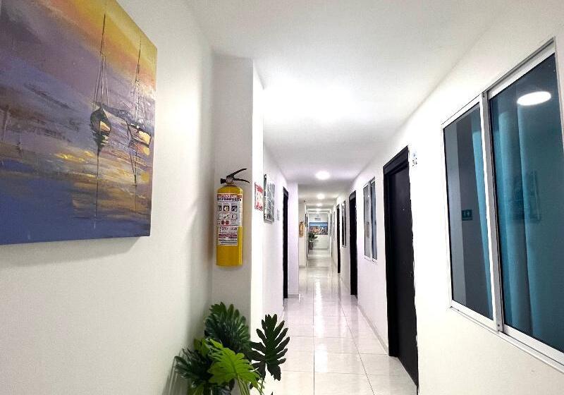 Fotos del hotel Blue Emerald Inn:  2