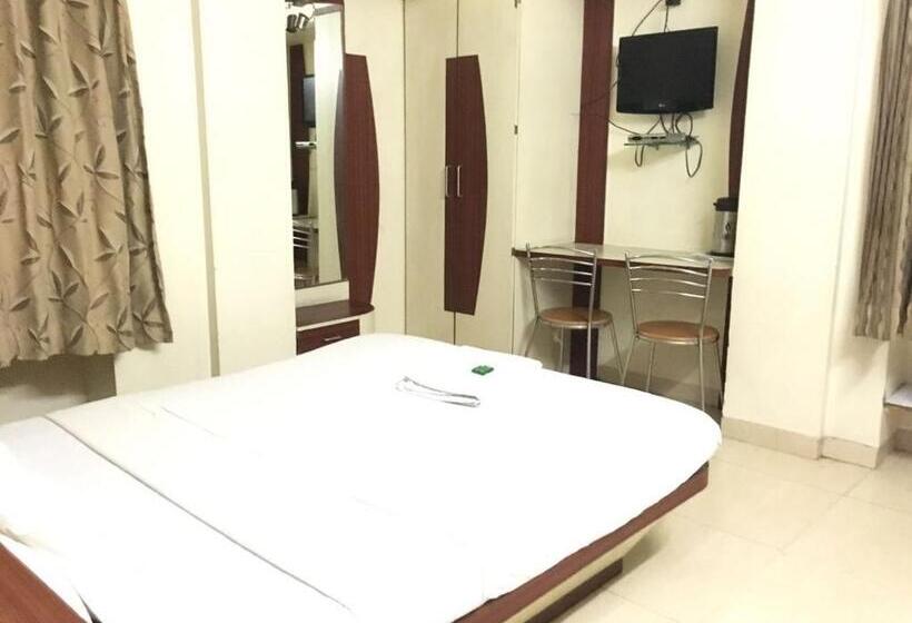 Fotos del hotel Pranav Executive:  10