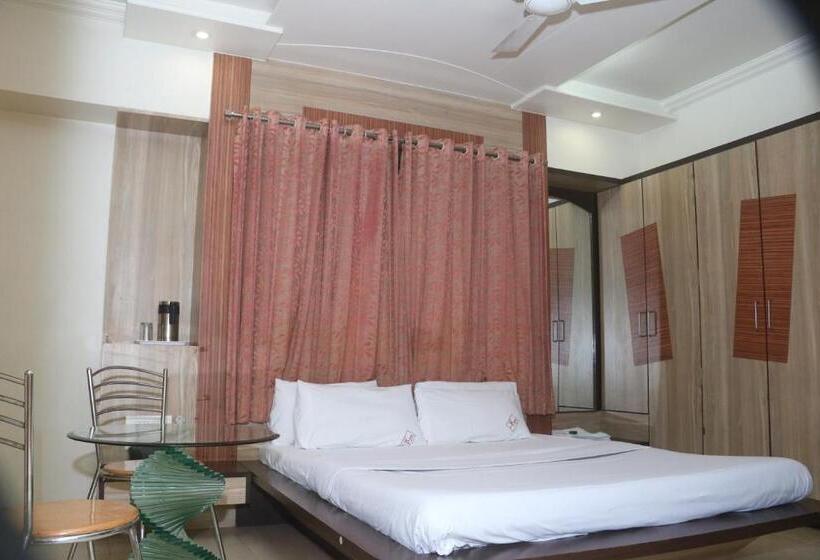 Fotos del hotel Pranav Executive:  14