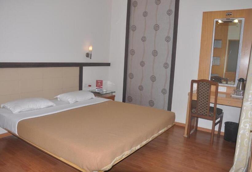 Fotos del hotel Pranav Executive:  2