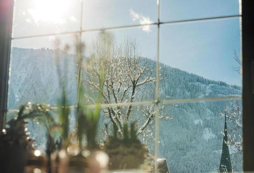 Fotos del hotel Alpenhof Kristall:  8