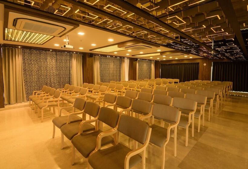 Fotos del hotel Roopa Elite:  4