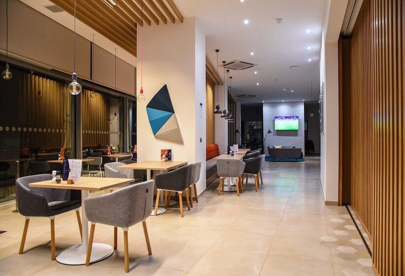 Fotos del hotel Holiday Inn Express  Malta, An Ihg:  12