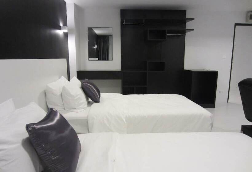 Fotos del hotel The Luna Compass:  11