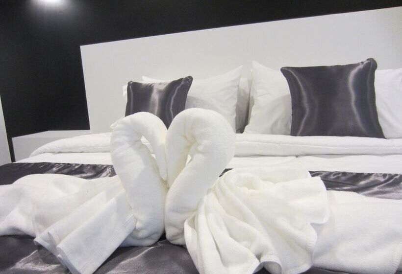 Fotos del hotel The Luna Compass:  24