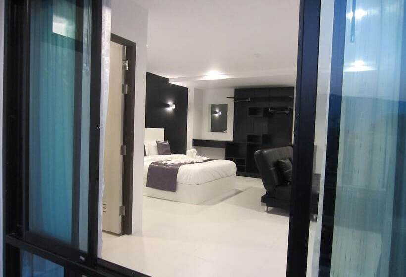 Fotos del hotel The Luna Compass:  16