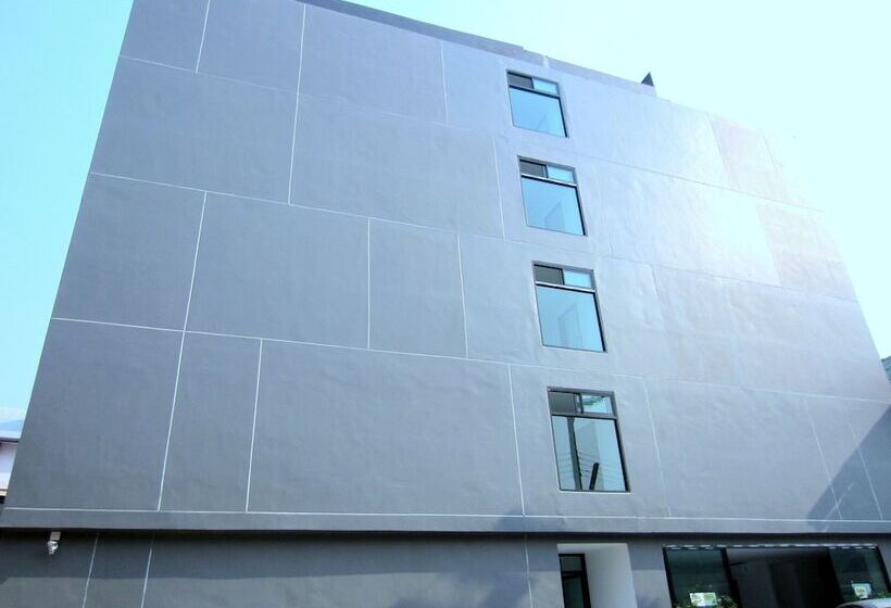 Fotos del hotel The Luna Compass:  5