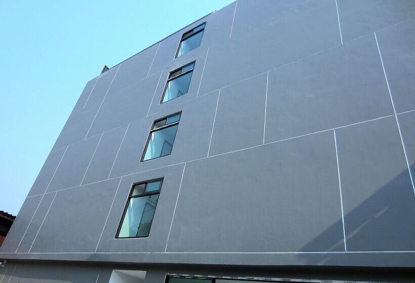 Fotos del hotel The Luna Compass:  7