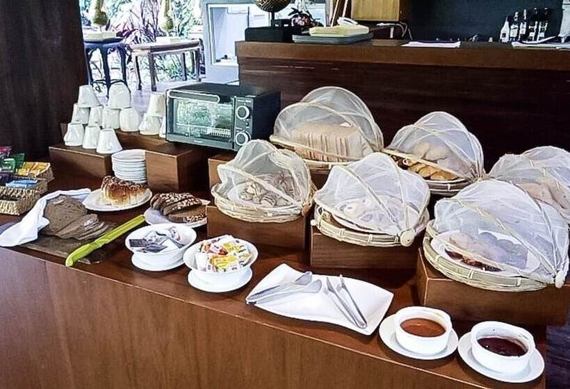 Fotos del hotel The Nine Thipthara Klongson Resort:  12