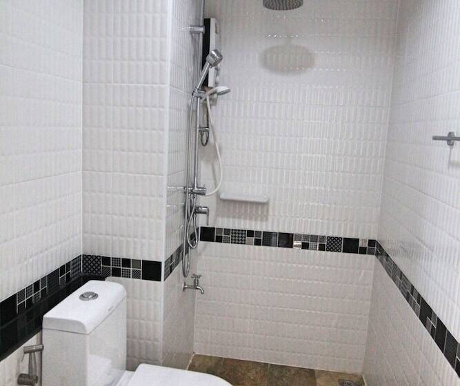 Fotos del hotel Ttt:  8