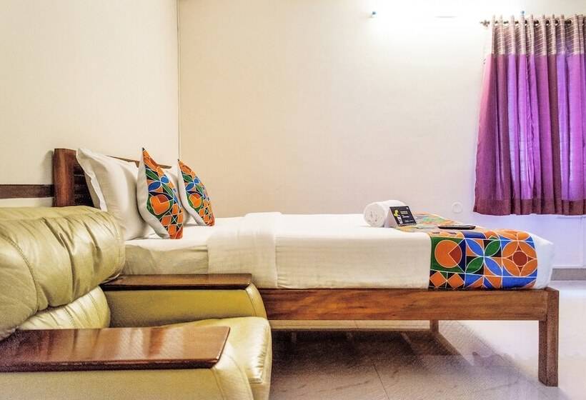 Fotos del hotel Fabexpress Kapsstone Egmore:  23