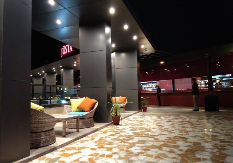 Fotos del hotel Justa Sajjangarh Resort & Spa:  8