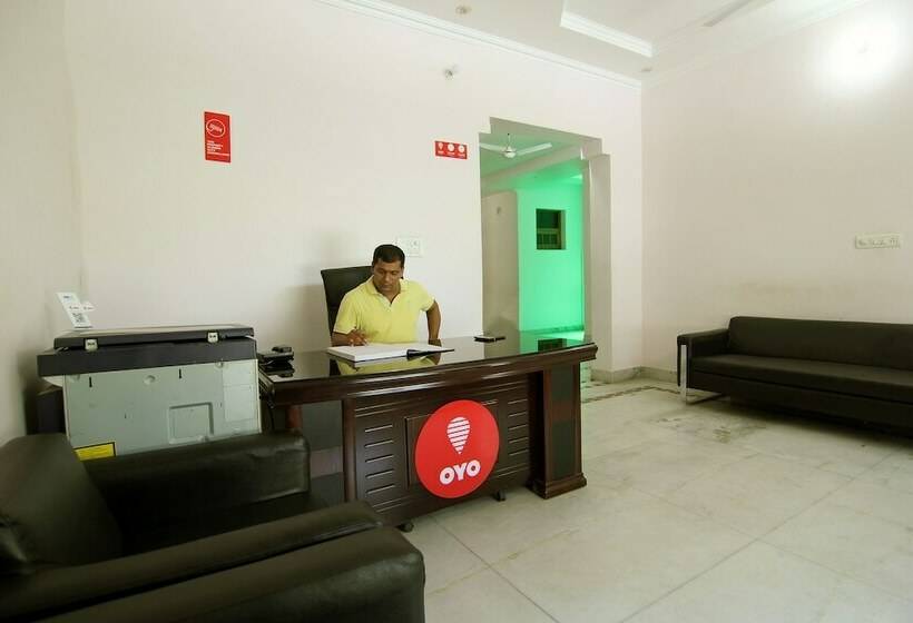 Fotos del hotel Oyo 9008 Hotel Pearl Inn:  2