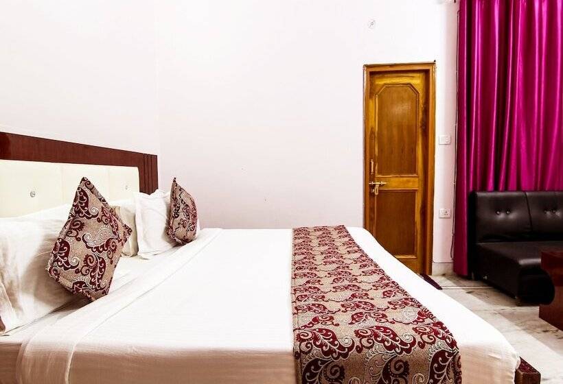 Fotos del hotel Oyo 9008 Hotel Pearl Inn:  19