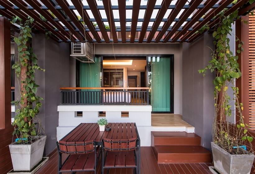 Fotos del hotel Nadee 10 Resort &:  4