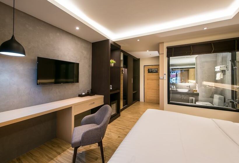 Fotos del hotel Nadee 10 Resort &:  18