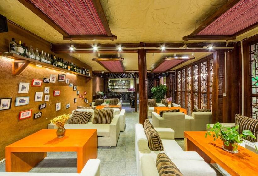 Fotos del hotel Lijiang Bairui Vacation:  5