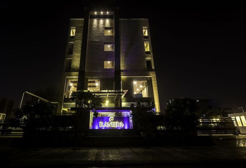 Fotos del hotel Ranbirs:  17