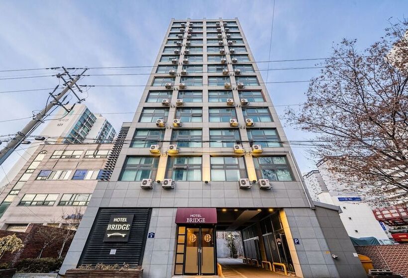 Fotos del hotel Bridge:  10