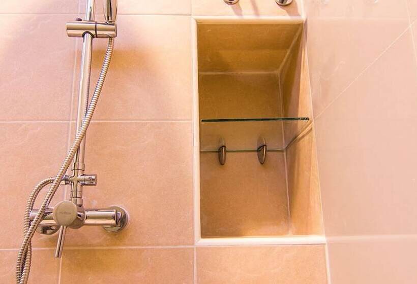 Fotos del hotel At Home At Udon:  25