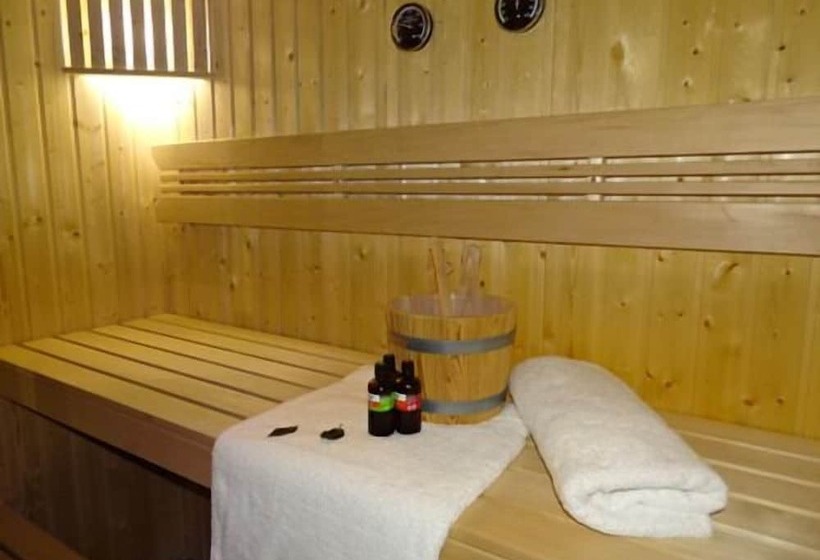 Fotos del hotel Onjala Lodge:  2