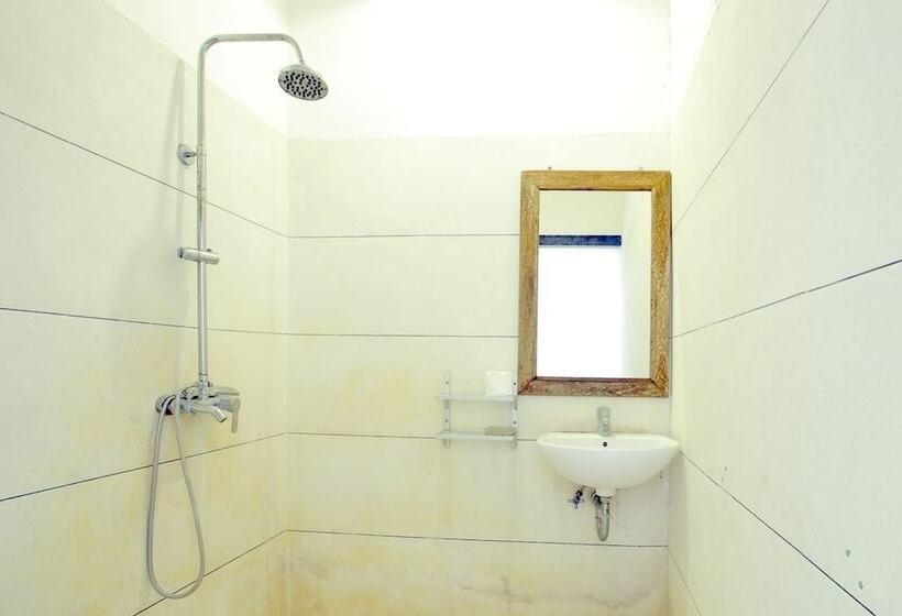 Fotos del hotel Reddoorz @ Kerobokan Canggu 2:  12