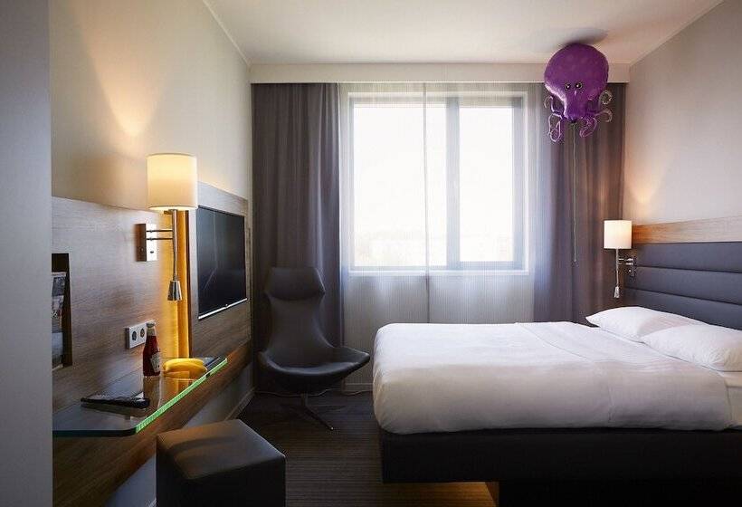 Fotos del hotel Moxy Milan Linate:  23