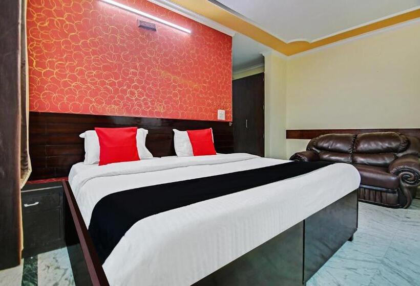 Fotos del hotel Treebo Trip Casa Cyber Dlf Phase 3:  20