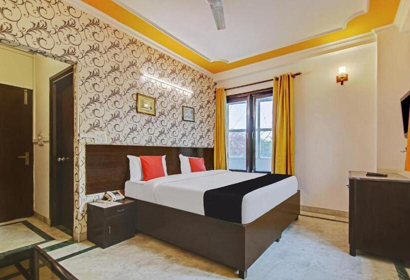 Fotos del hotel Treebo Trip Casa Cyber Dlf Phase 3:  13