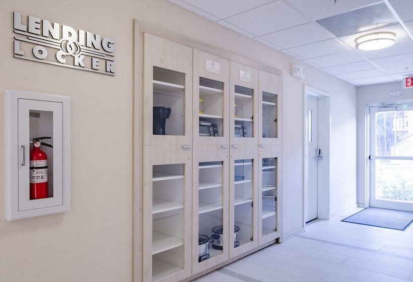 Fotos del hotel Candlewood Suites Miami Intl Airport  36th St, An Ihg:  23