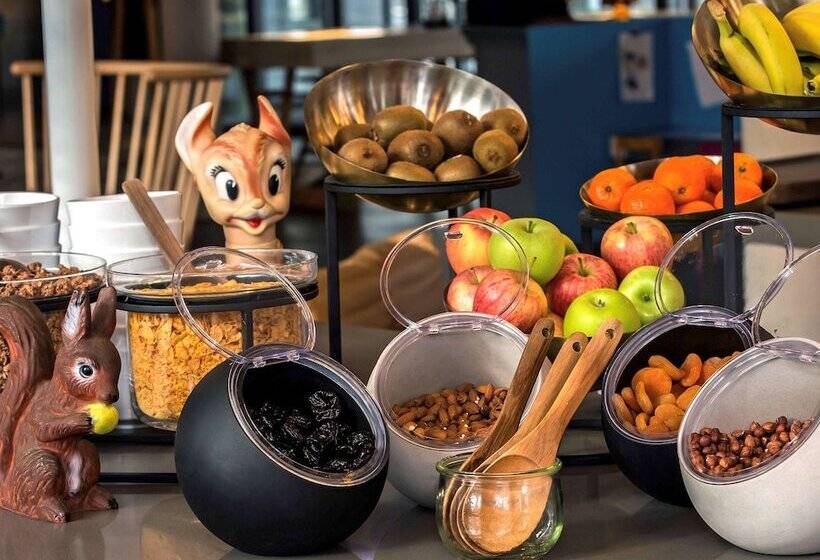 Fotos del hotel Ibis Styles Genève Carouge:  15