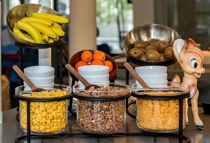 Fotos del hotel Ibis Styles Genève Carouge:  10