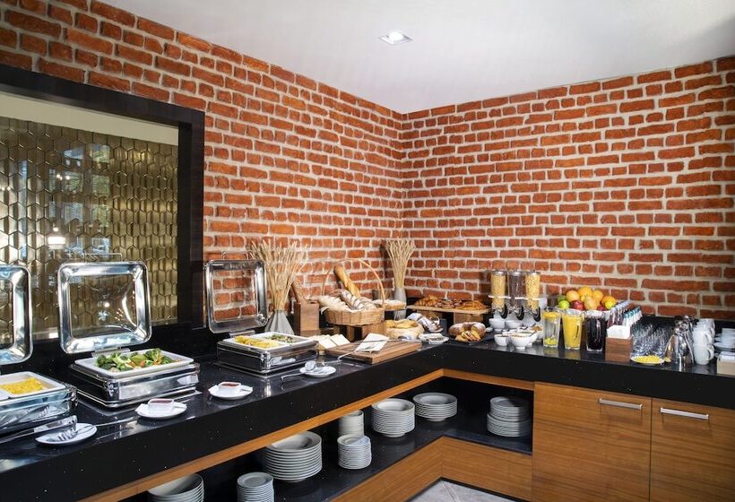 Fotos del hotel Ramada Encore By Wyndham Tbilisi:  2