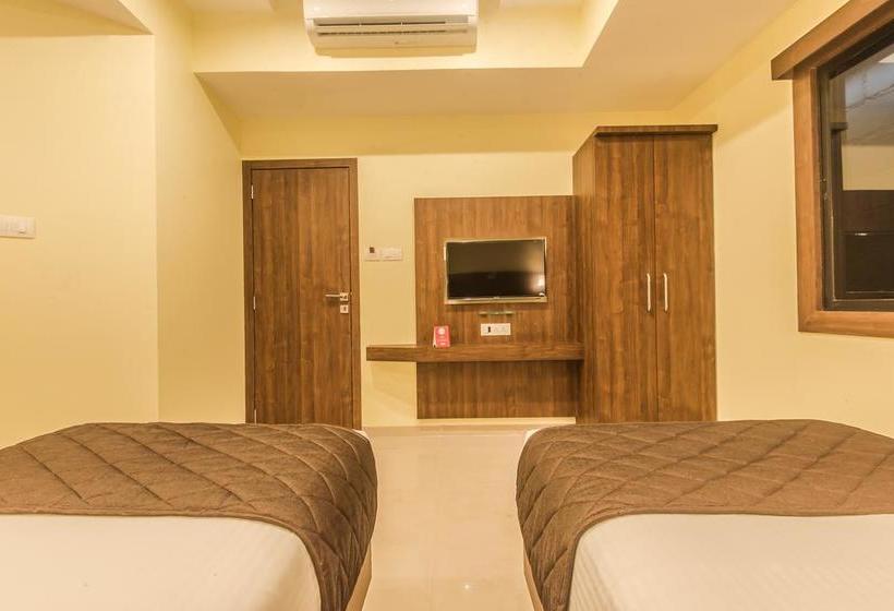 Fotos del hotel Fab Adlon International:  21