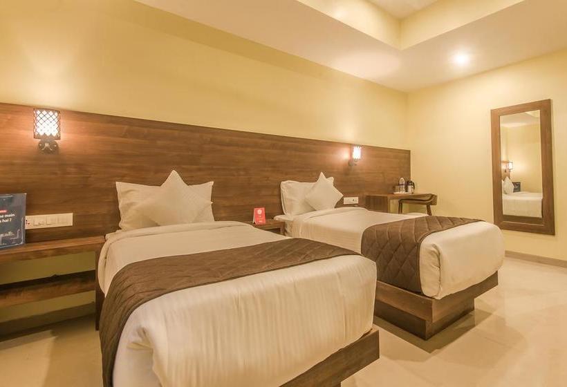 Fotos del hotel Fab Adlon International:  16