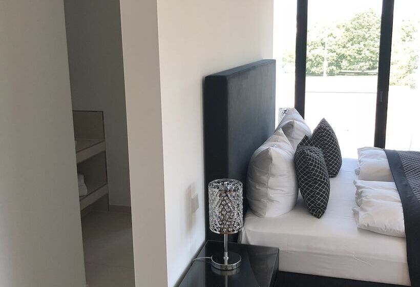 Fotos del hotel Voss Villa:  8