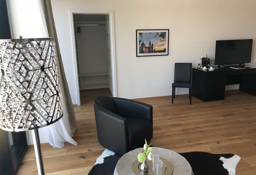 Fotos del hotel Voss Villa:  25