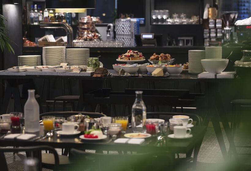 Fotos del hotel St. George Helsinki:  5