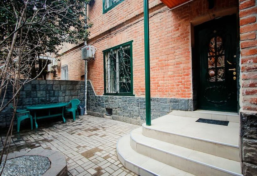 Fotos del hotel Toma's House:  5