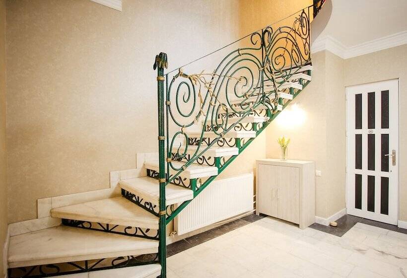 Fotos del hotel Toma's House:  11