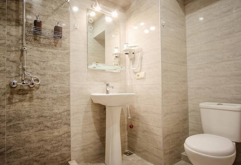 Fotos del hotel Toma's House:  6