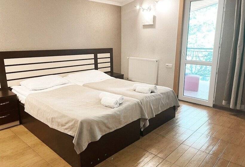 Fotos del hotel Toma's House:  18