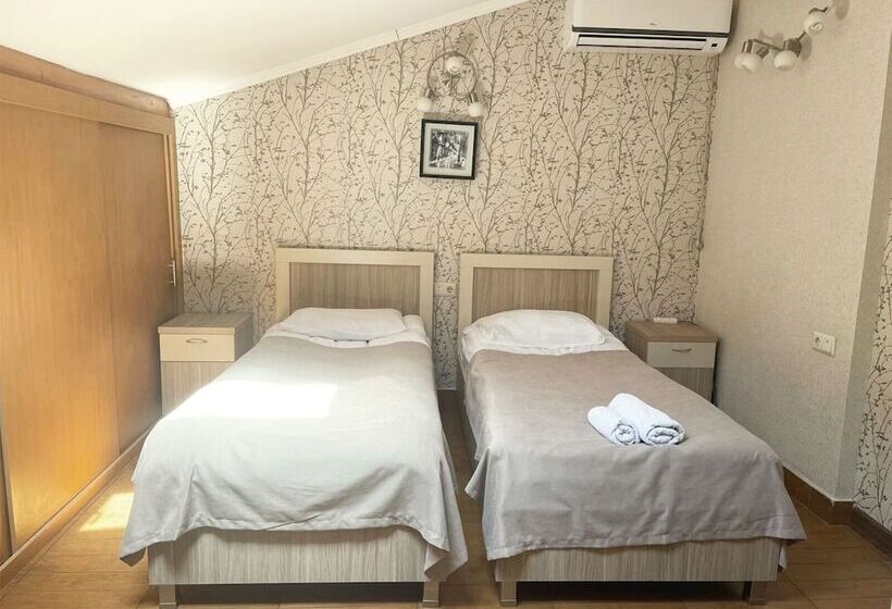 Fotos del hotel Toma's House:  13